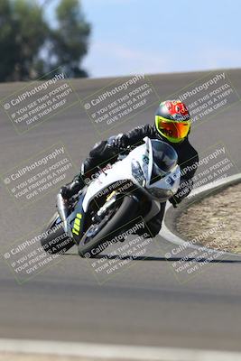 media/Sep-21-2025-TrackDaz (Sun) [[277c75b276]]/B Group/1220pm (Turn 2)/